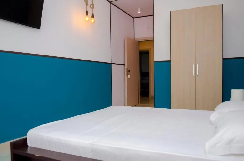 Vala 10 - STD DBL SV 4.jpg